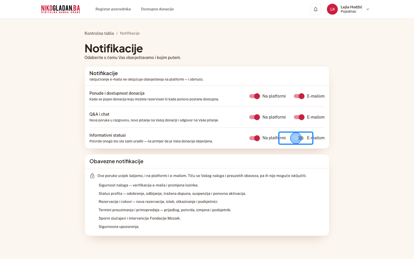 Korak 29: Ponovo uključite prekidač „Informativni statusi — E-mailom" (vraćamo zadano).